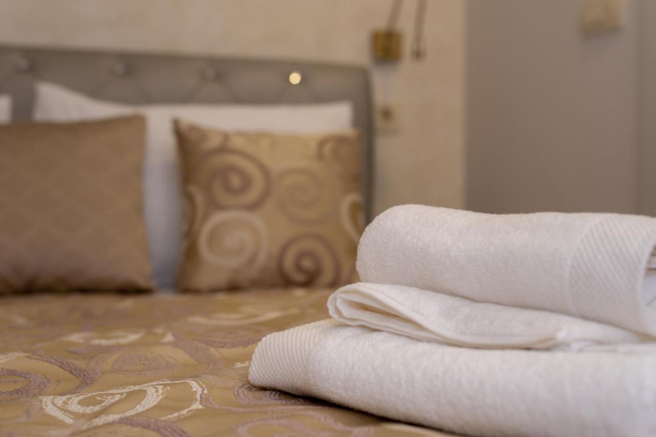 Palace Queen Mary I Luxury Split