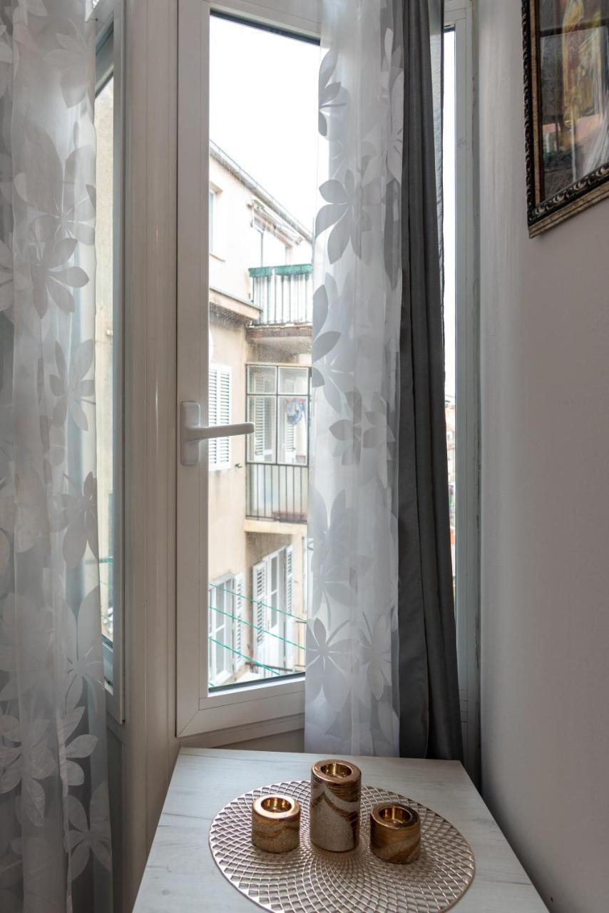 Palace Queen Mary I Luxury Gostinjska kuća 4*