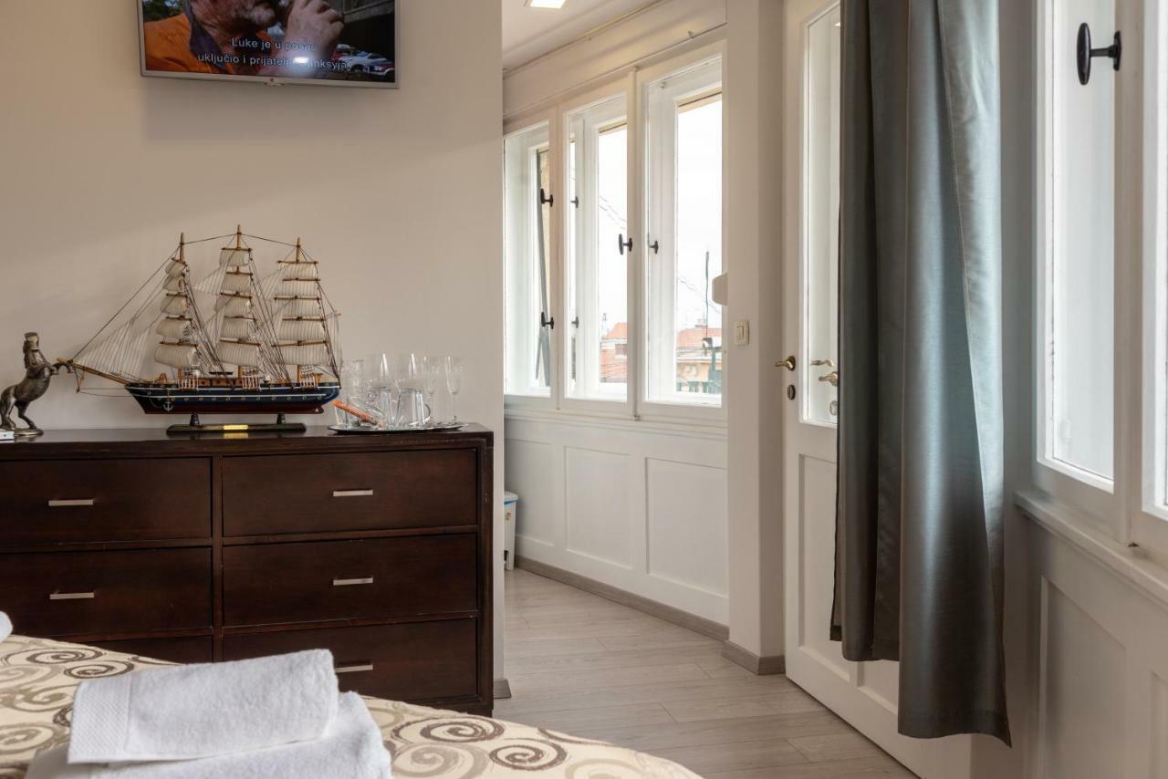 Palace Queen Mary I Luxury Gostinjska kuća Split
