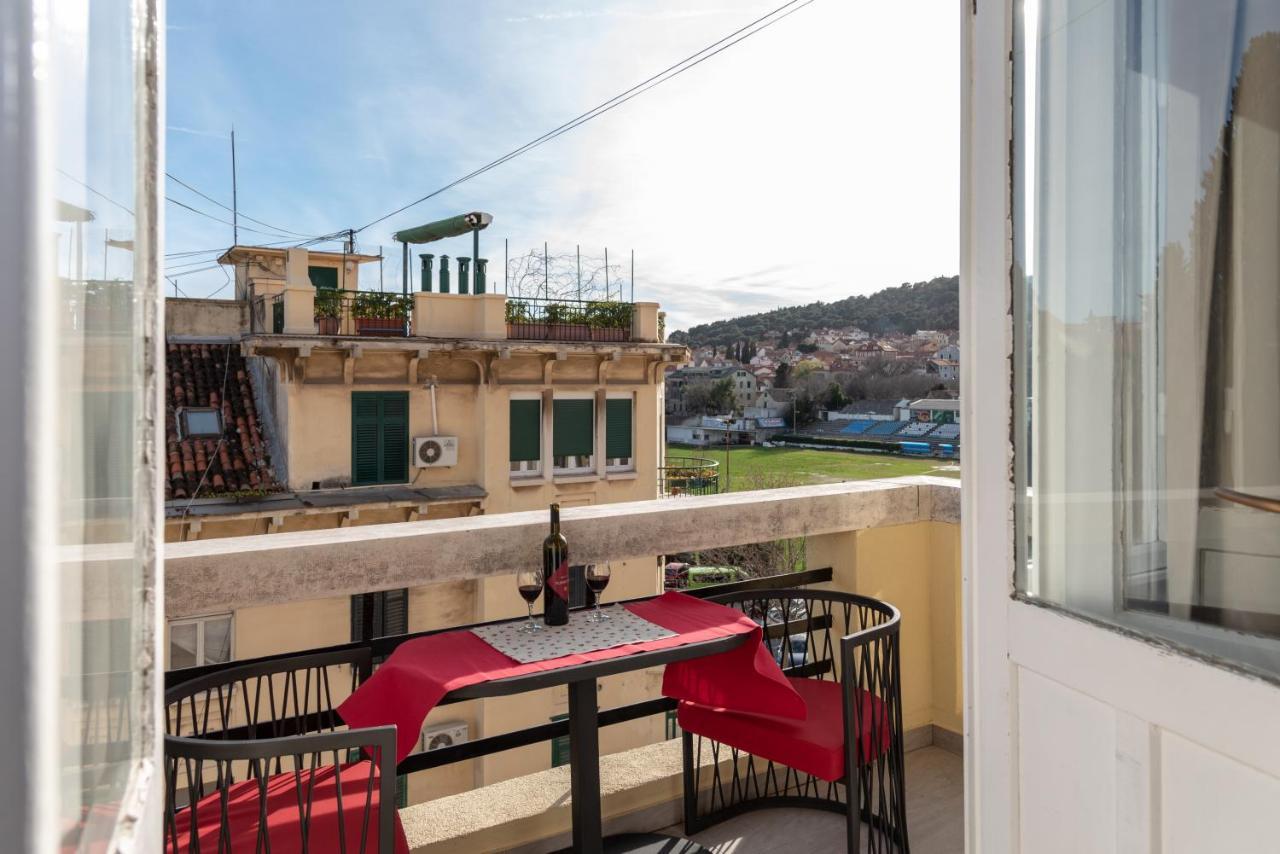 Palace Queen Mary I Luxury Guest house 4*